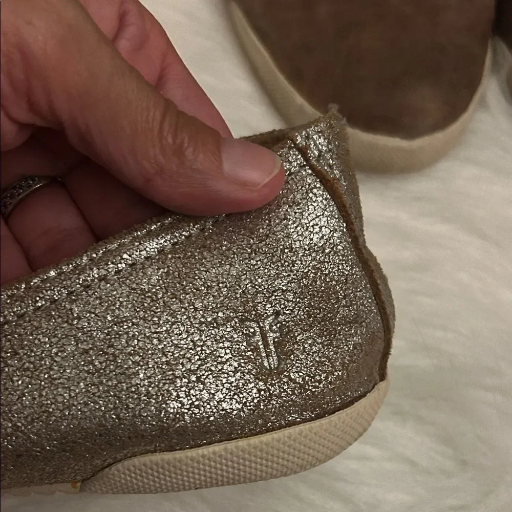 Frye Melanie slide on flats size 9